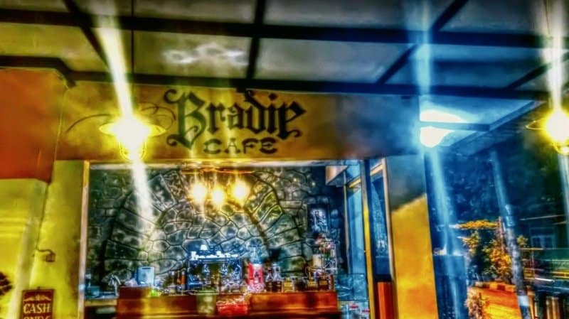 cafe di jogja Bradip Warung Kopi