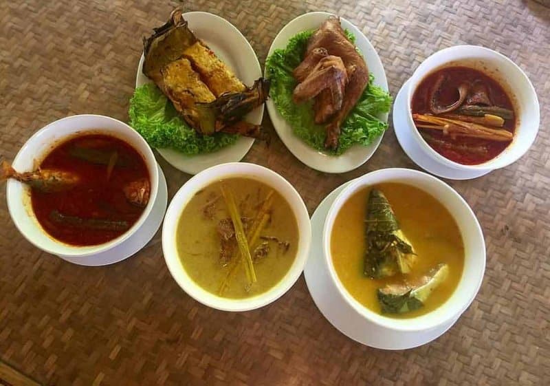 35 Makanan Khas Pekanbaru Riau Mantap 